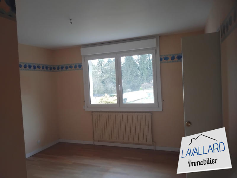 Maison traditionnelle - 90 m² - 5 pièces