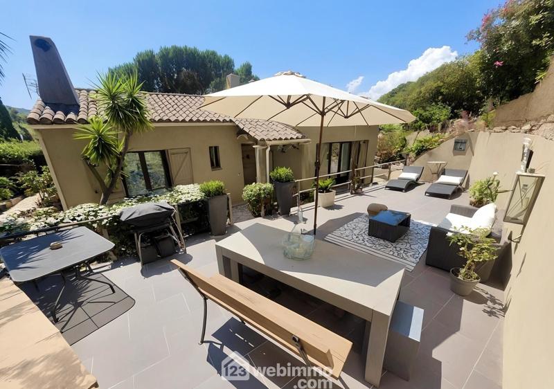 Villa - 100 m² - 4 pièces