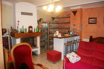 Maison - 250 m² - 9 pièces