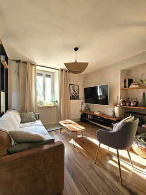 Maison - 90 m² - 4 pièces