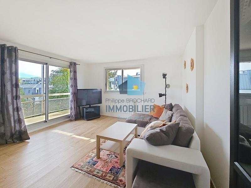 Appartement - 76 m² - 3 pièces