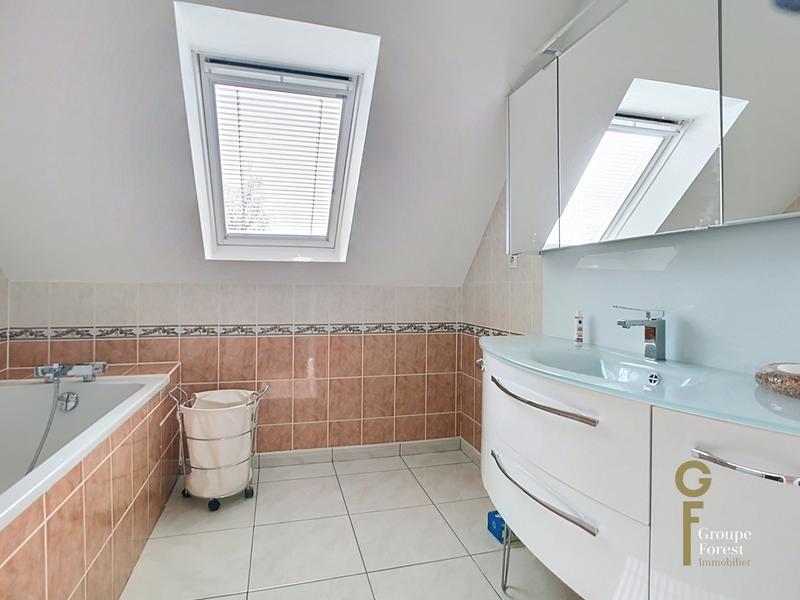 Maison - 135 m² - 5 pièces