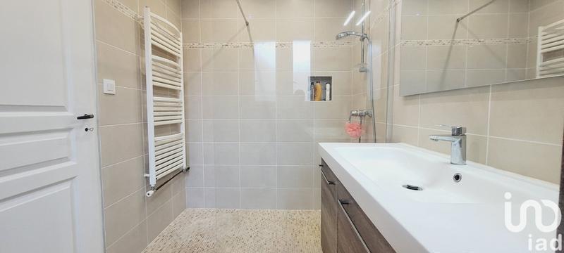 Maison - 203 m² - 7 pièces