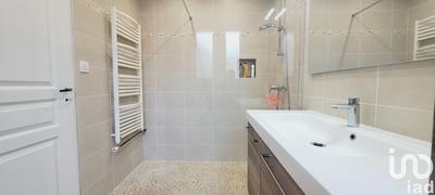 Maison - 203 m² - 7 pièces