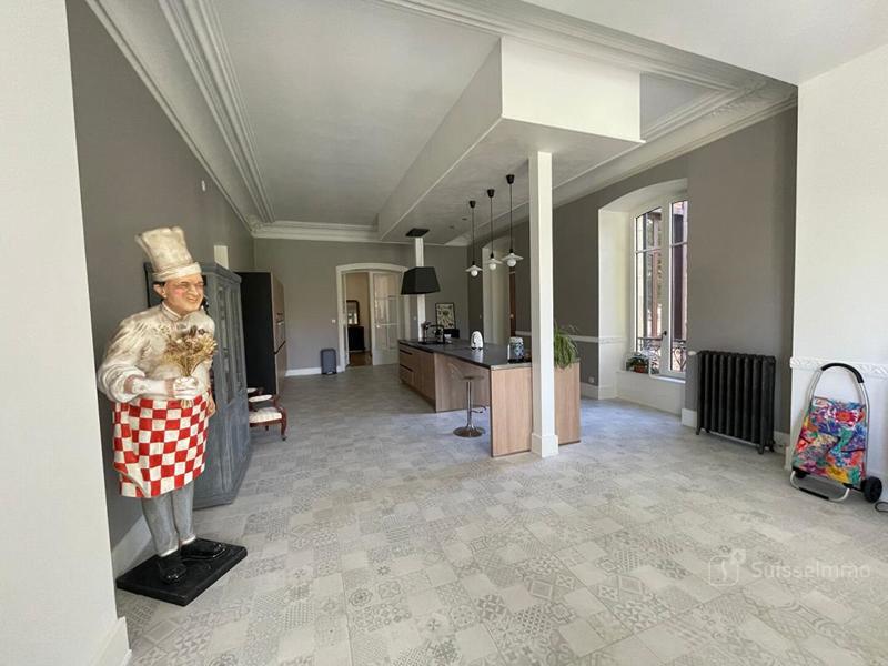 Appartement - 221 m² - 3 pièces