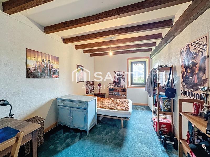 Maison - 210 m² - 6 pièces