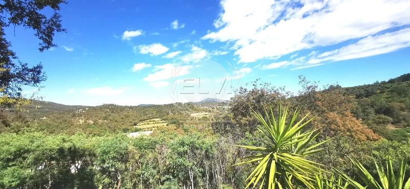 Maison - 170 m² - 9 pièces