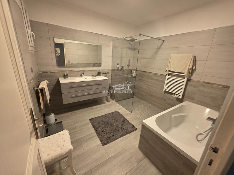 Maison - 125 m² - 5 pièces