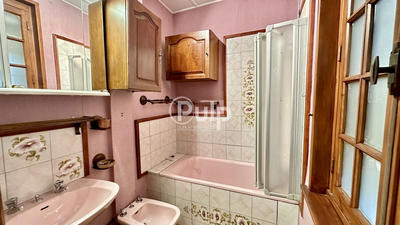 Maison de ville - 121 m² - 9 pièces