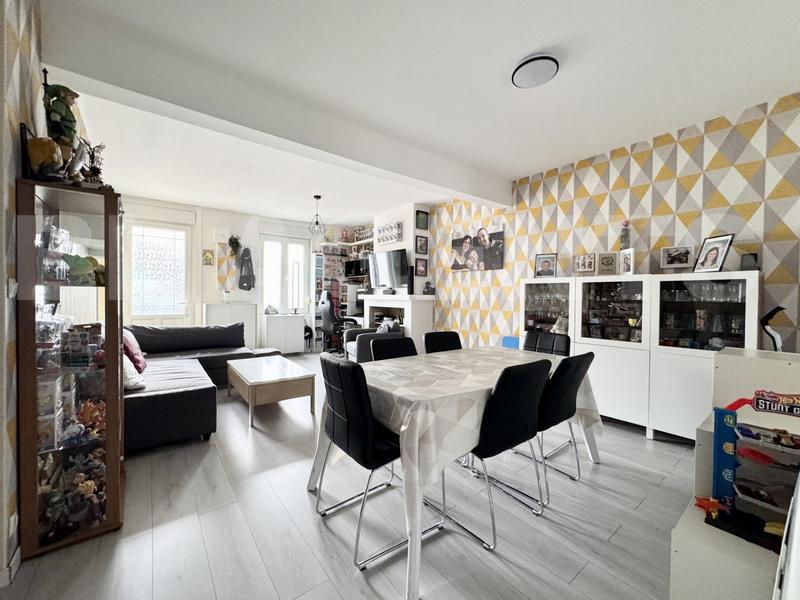 Maison de ville - 79 m² - 3 pièces