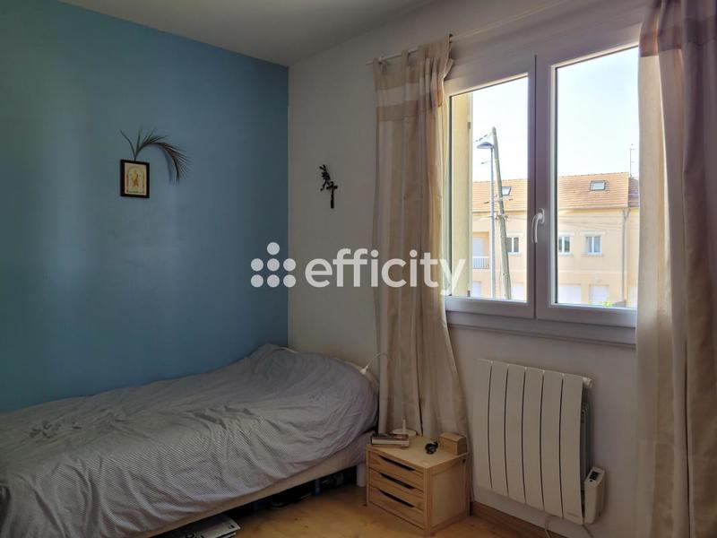 Maison - 206 m² - 9 pièces