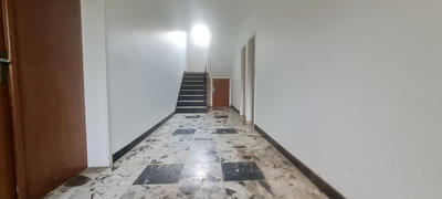 Maison - 249 m² - 9 pièces