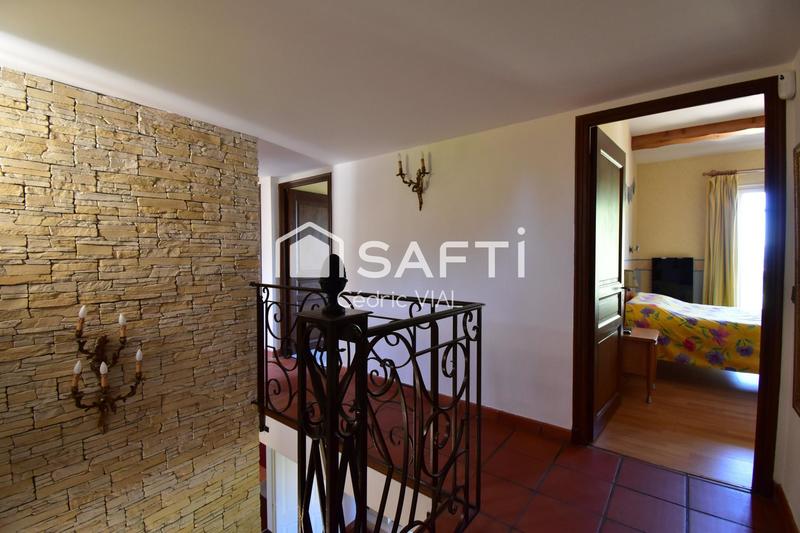 Maison - 178 m² - 7 pièces