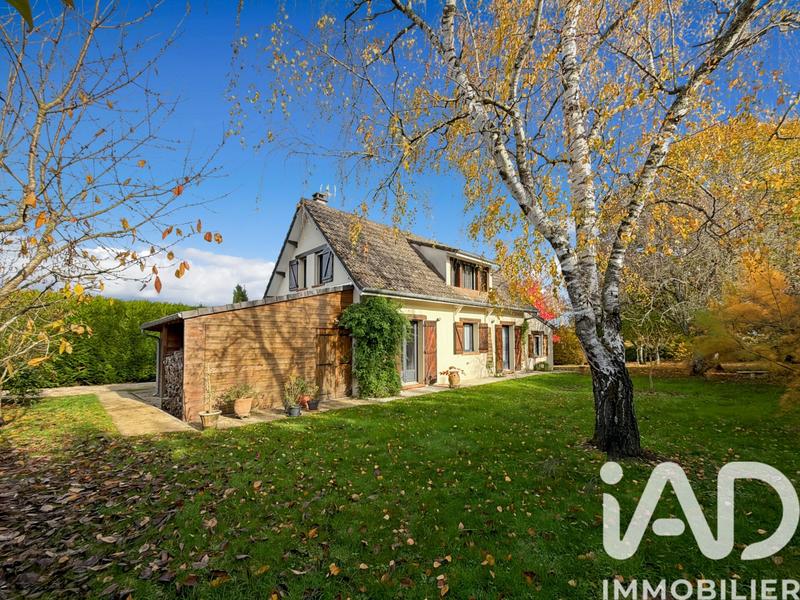 Maison - 92 m² - 5 pièces