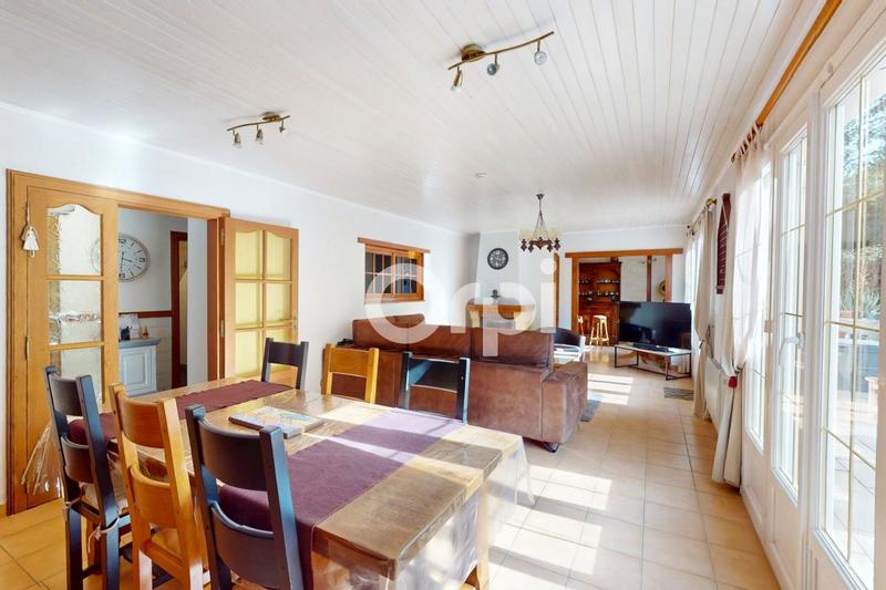 Maison - 197 m² - 6 pièces