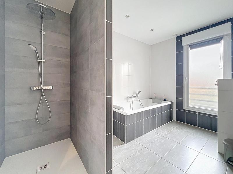 Maison - 112 m² - 5 pièces