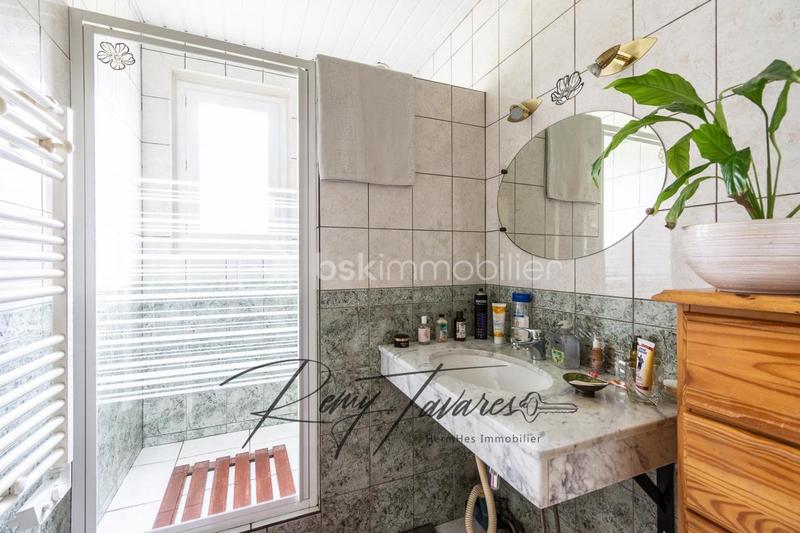 Pavillon - 90 m² - 5 pièces