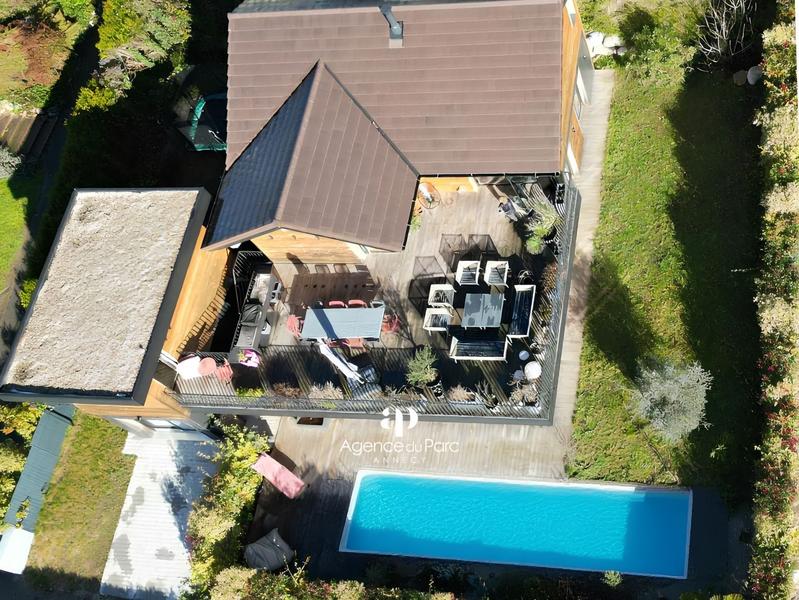 Maison - 178 m² - 6 pièces