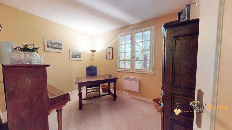 Maison - 192 m² - 6 pièces