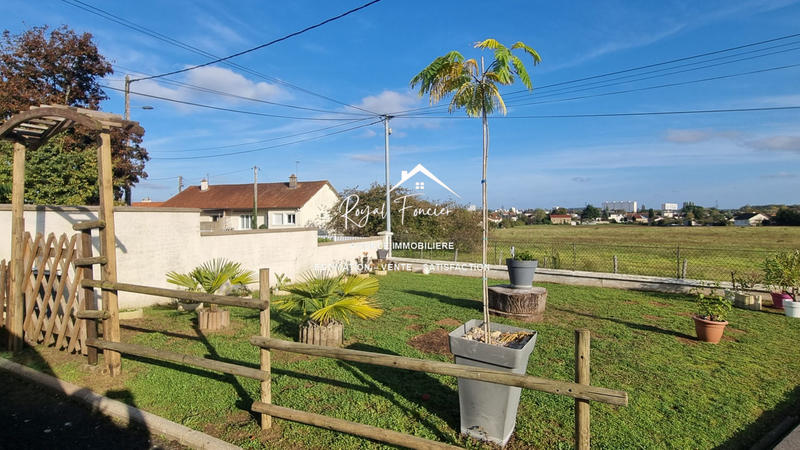 Maison traditionnelle - 101 m² - 4 pièces