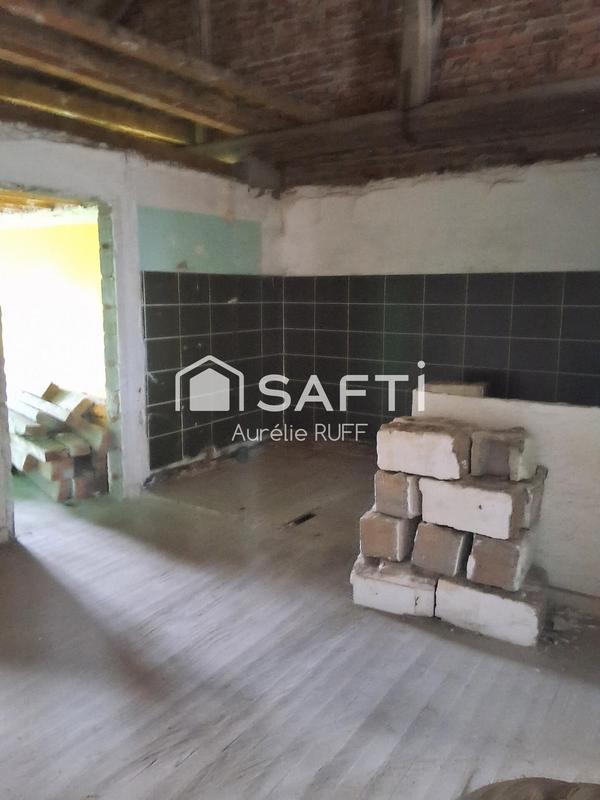 Maison - 850 m² - 1 pièce