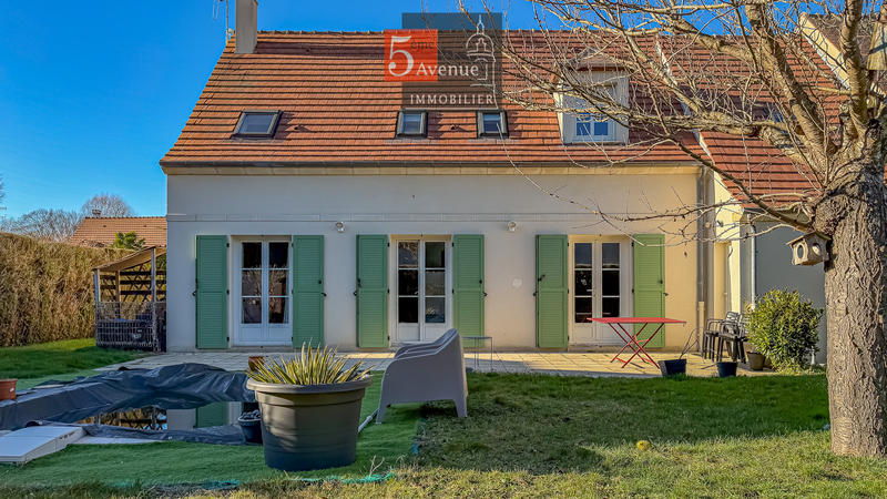 Maison - 160 m² - 7 pièces