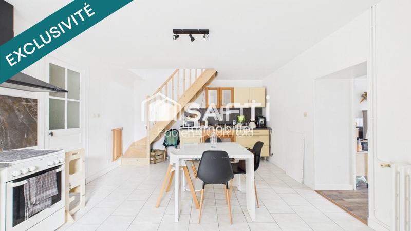 Maison - 91 m² - 4 pièces