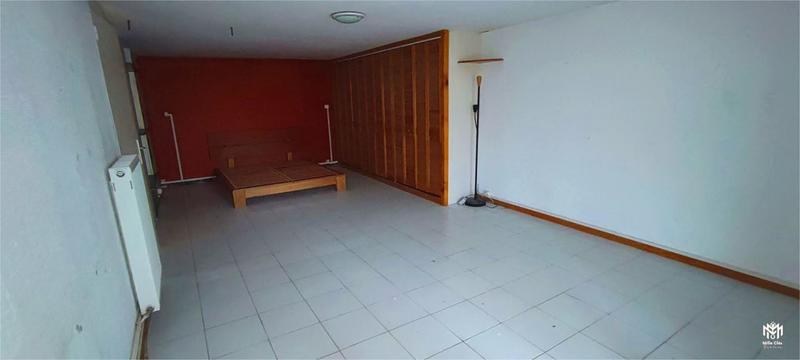 Maison traditionnelle - 190 m² - 8 pièces