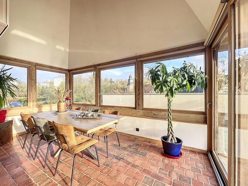 Maison - 262 m² - 6 pièces