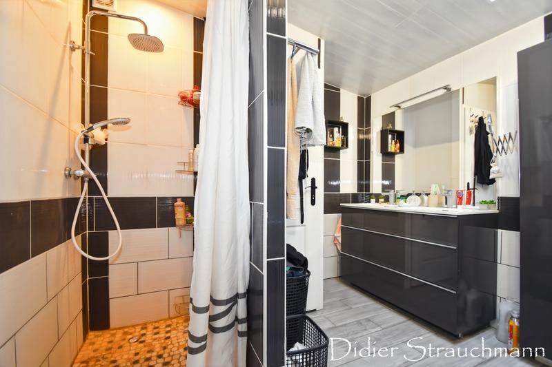 Maison - 166 m² - 7 pièces