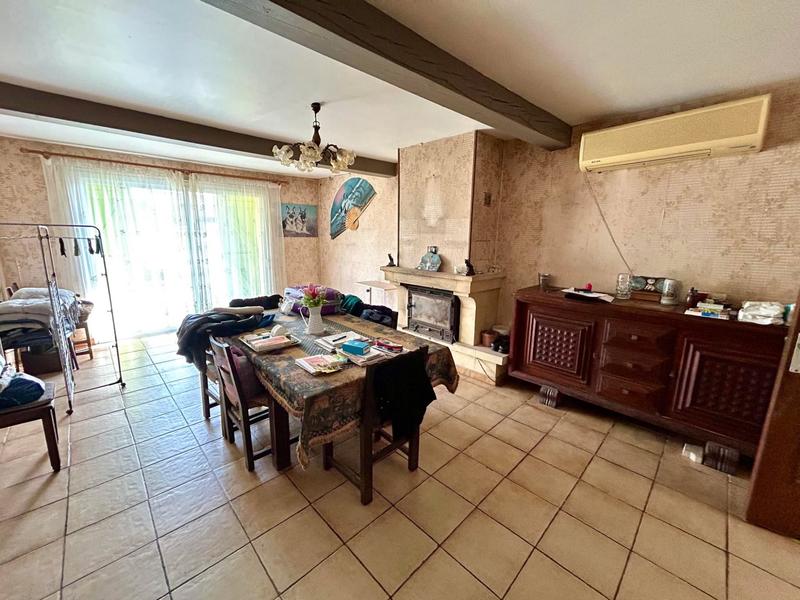 Maison - 187 m² - 9 pièces