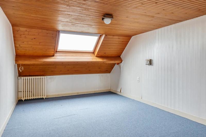 Maison - 215 m² - 8 pièces