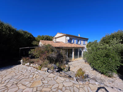 Maison - 171 m² - 7 pièces