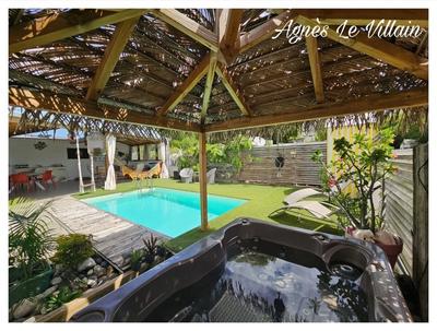 Maison - 130 m² - 5 pièces