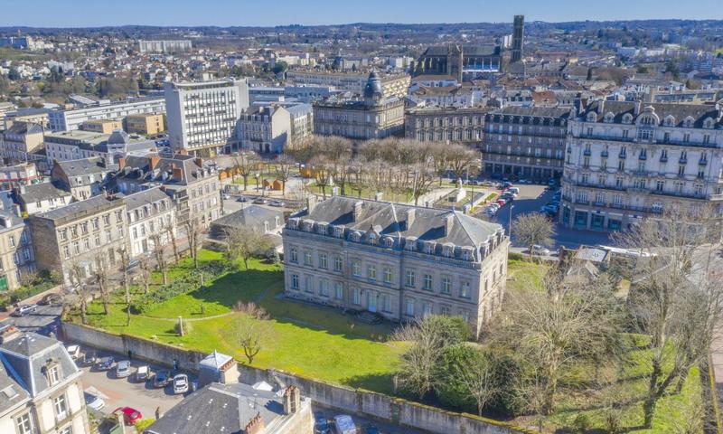 Hôtels particuliers - Autour du Champ de Juillet  - Visite Guidée