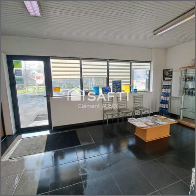 Local commercial - 9 pièces