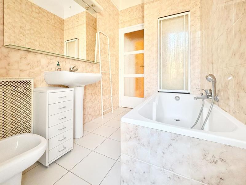 Appartement - 65 m² - 2 pièces