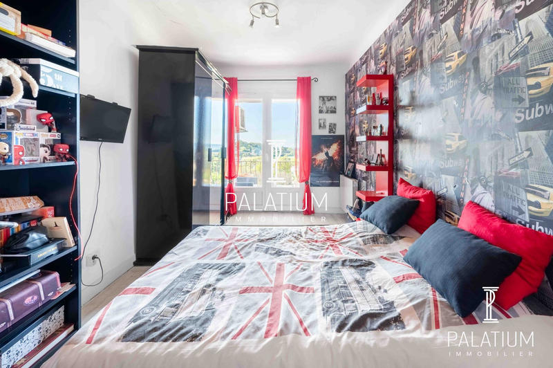 Maison - 95 m² - 4 pièces