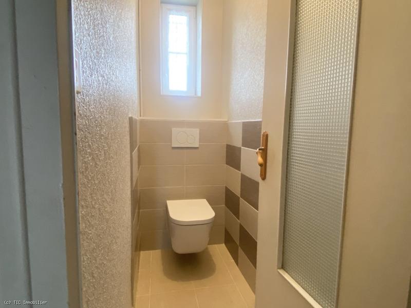 Corps de ferme - 210 m² - 7 pièces