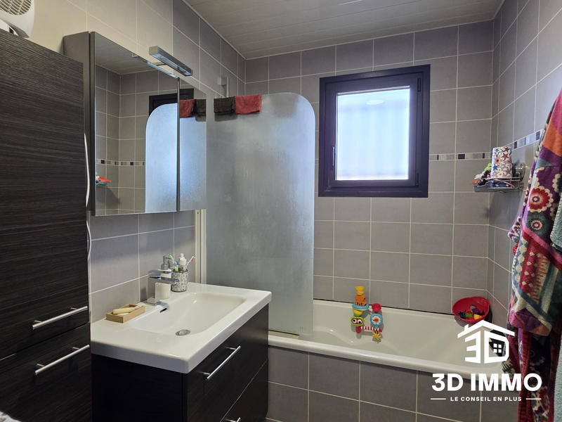 Maison - 85 m² - 4 pièces