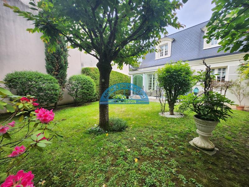 Maison - 141 m² - 7 pièces