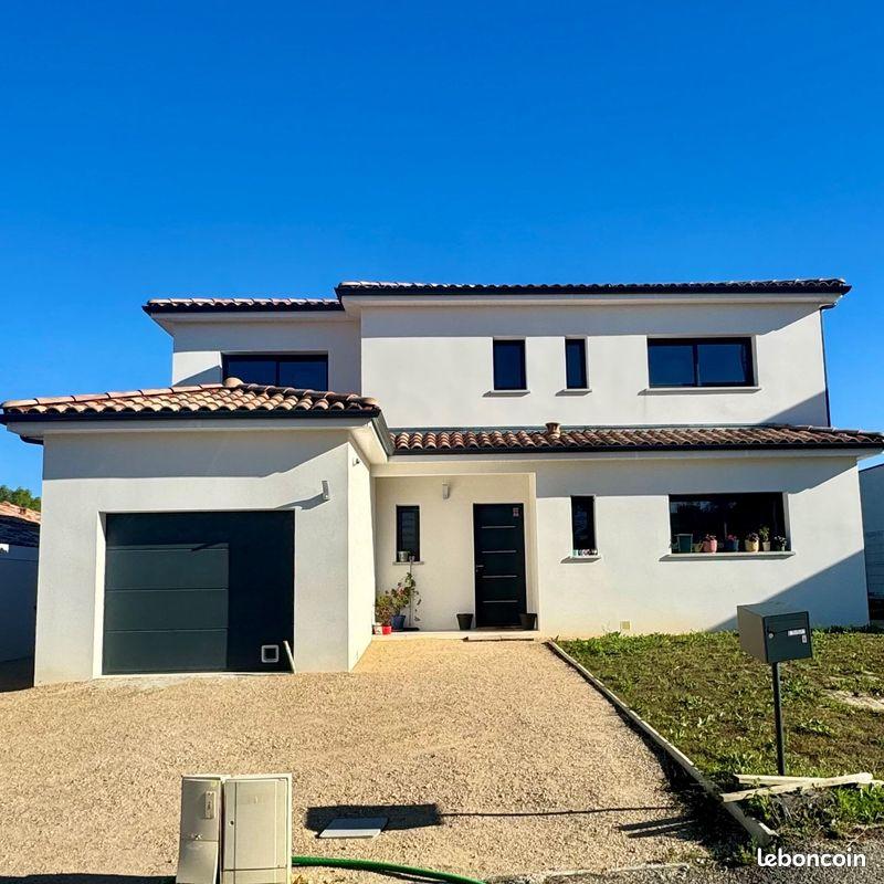 Villa - 140 m² - 5 pièces