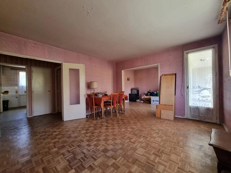 Appartement - 81 m² - 5 pièces
