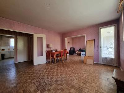 Appartement - 81 m² - 5 pièces