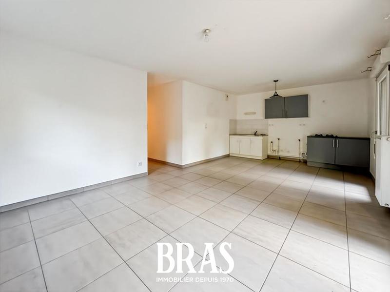 Appartement - 70 m² - 4 pièces