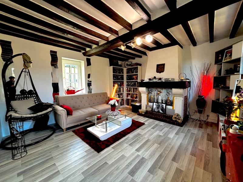 Maison - 85 m² - 5 pièces