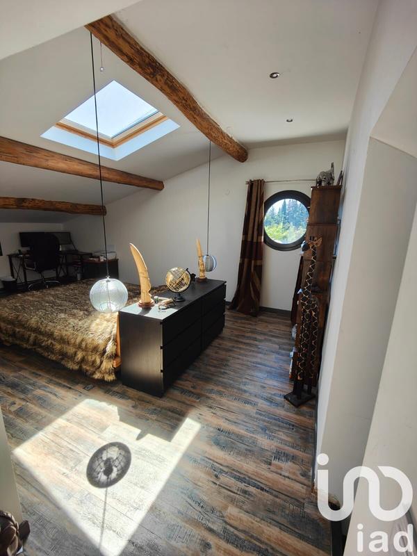 Maison - 150 m² - 5 pièces