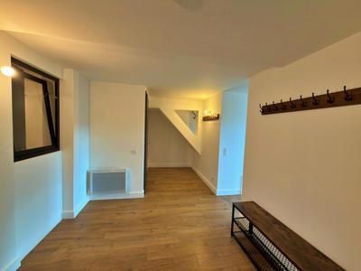 Loft - 104 m² - 4 pièces