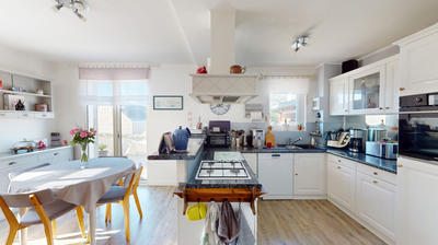 Maison - 128 m² - 6 pièces