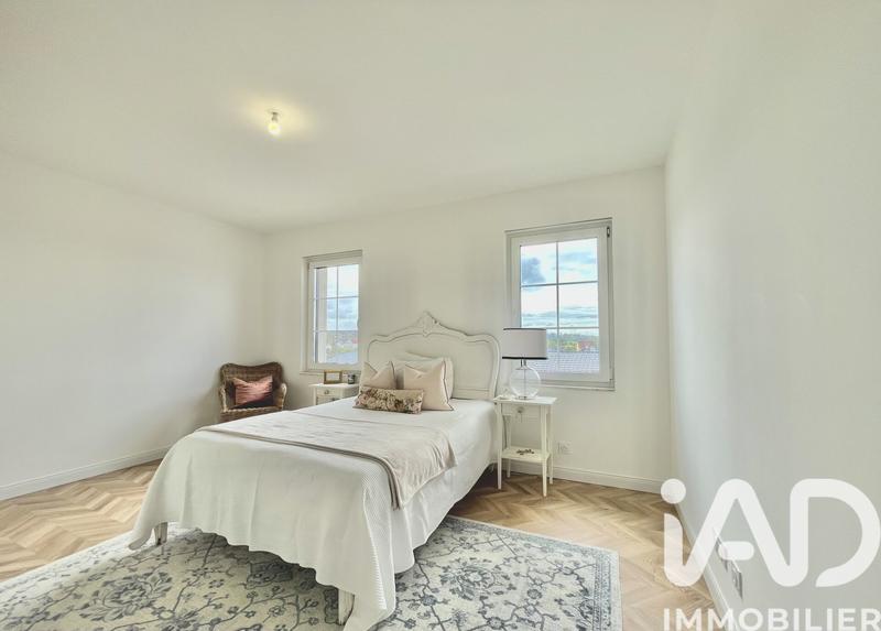 Maison - 145 m² - 6 pièces